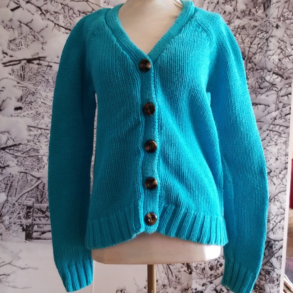 Size Medium Long Sleeved Blue Sweater
